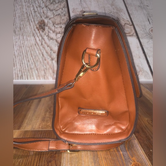 Adrienne Vittadini Handbag Satchel Brown Great Condition. - Picture 5 of 11